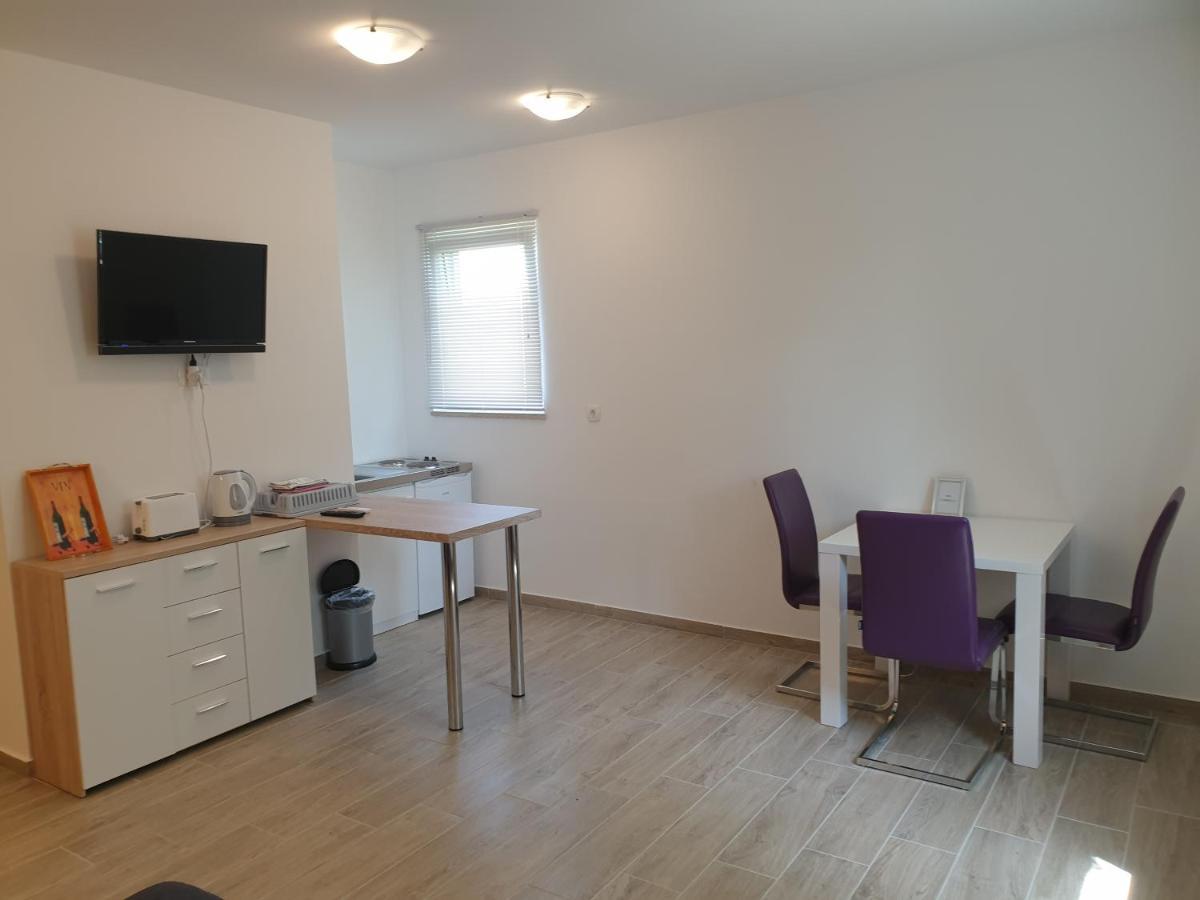 Apartments Valeria Divšići Εξωτερικό φωτογραφία
