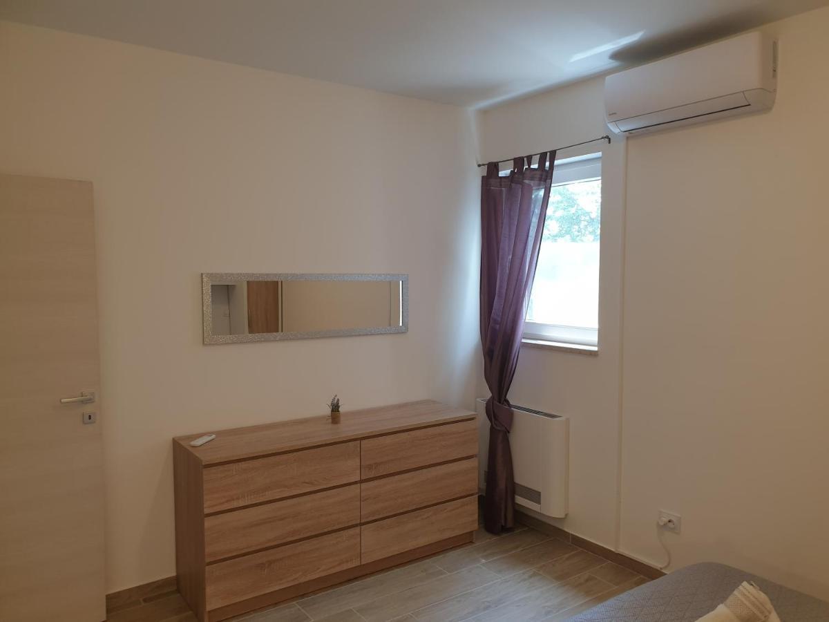 Apartments Valeria Divšići Εξωτερικό φωτογραφία
